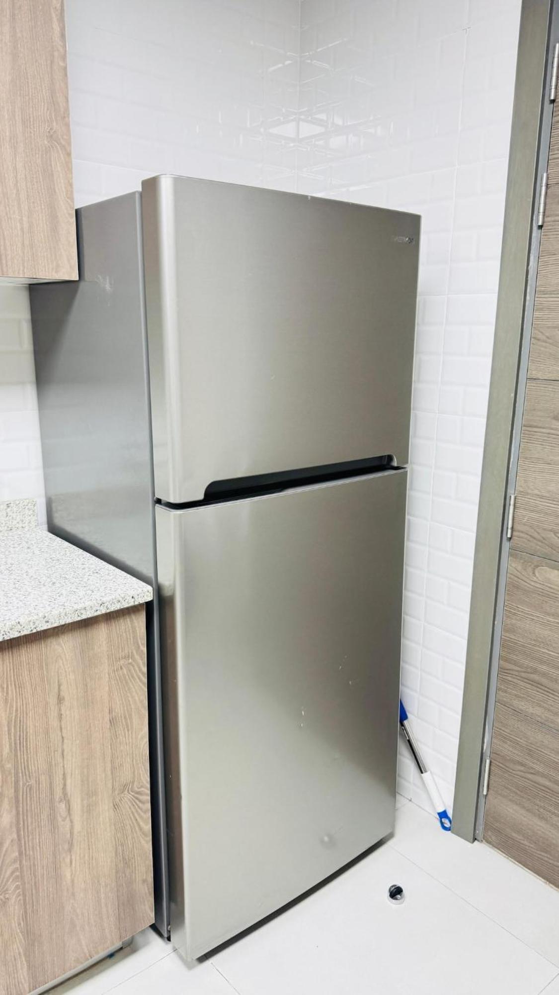 Apartment Spacious & Stylish 3-bedroom In A Prime Location *