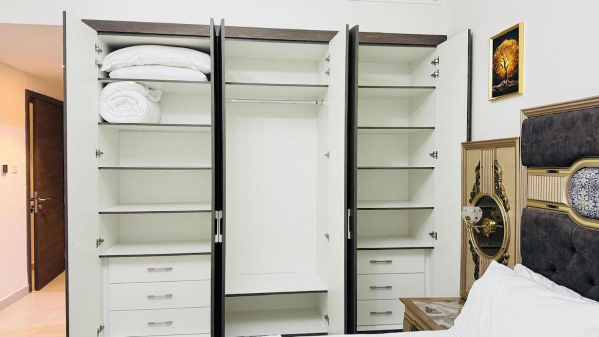 Spacious & Stylish 3-bedroom In A Prime Location *
