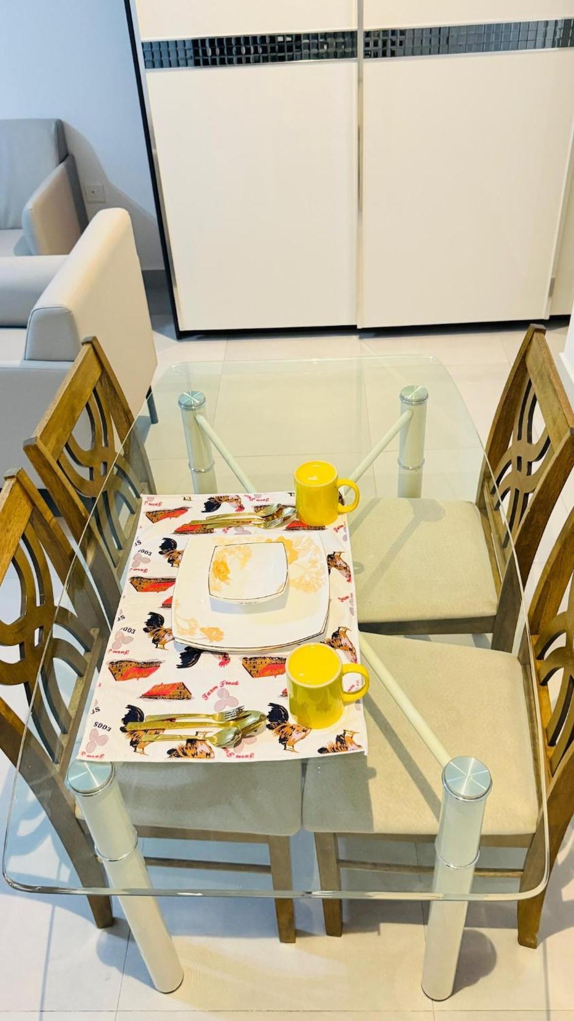 Spacious & Stylish 3-bedroom In A Prime Location