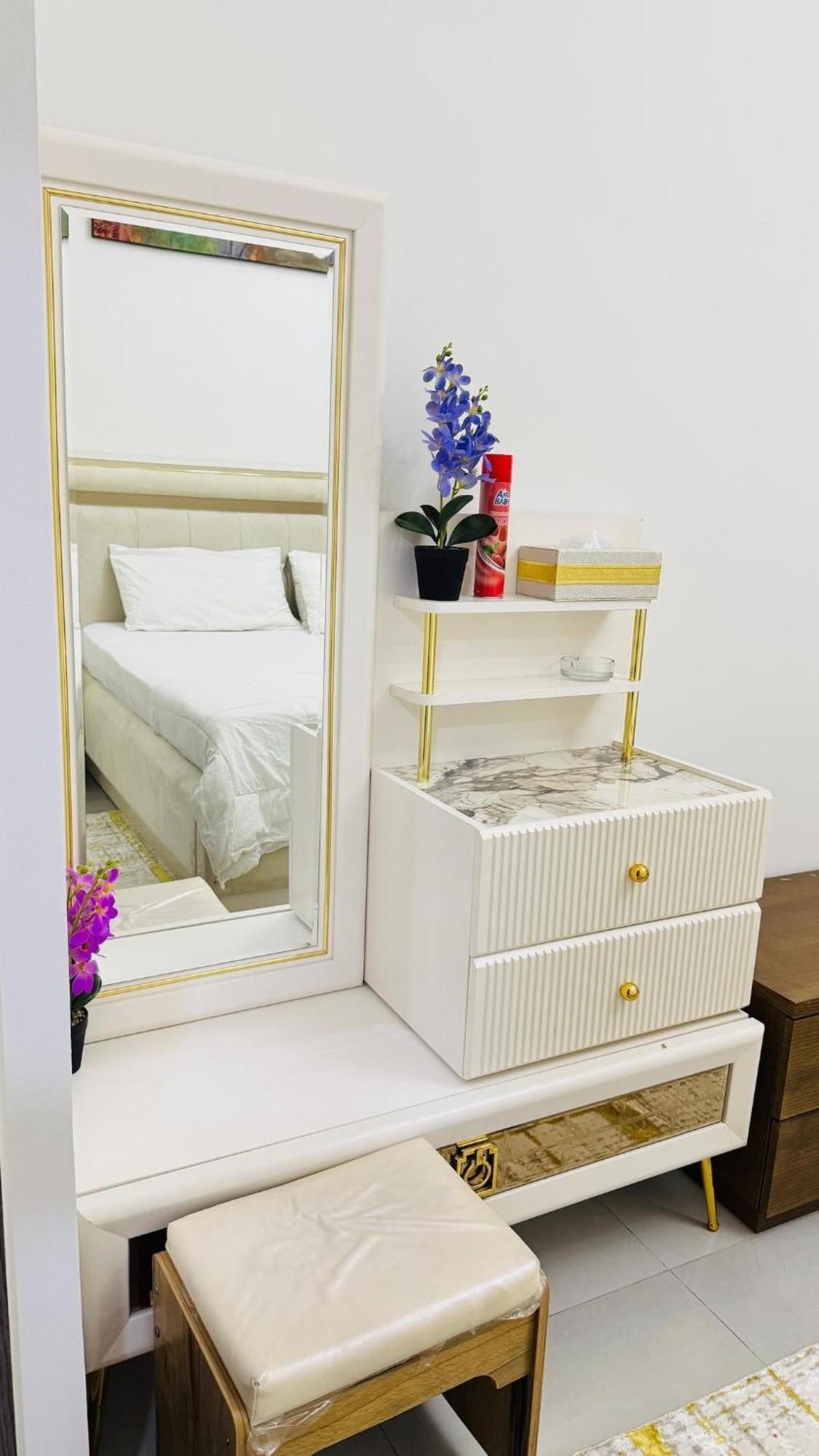 Spacious & Stylish 3-bedroom In A Prime Location Apartment
